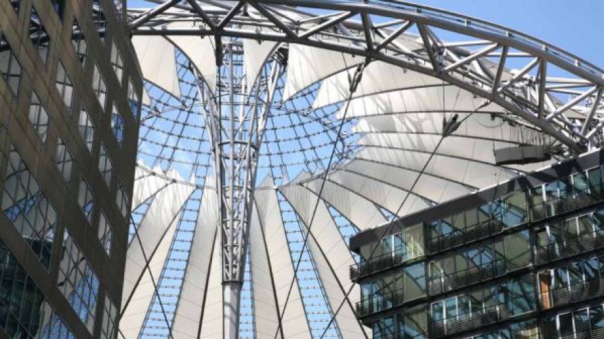 Potsdamer Platz in Berlin - Sony Center Potsdamer Platz in Berlin - Sony Center